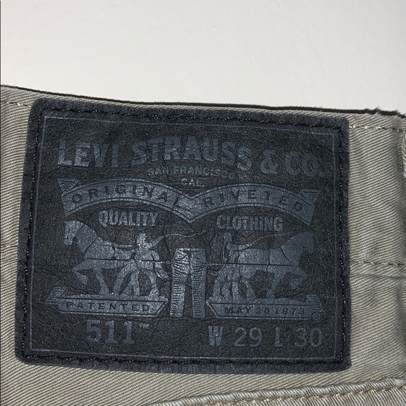 Levi’s khaki pants - Picture 3 of 4